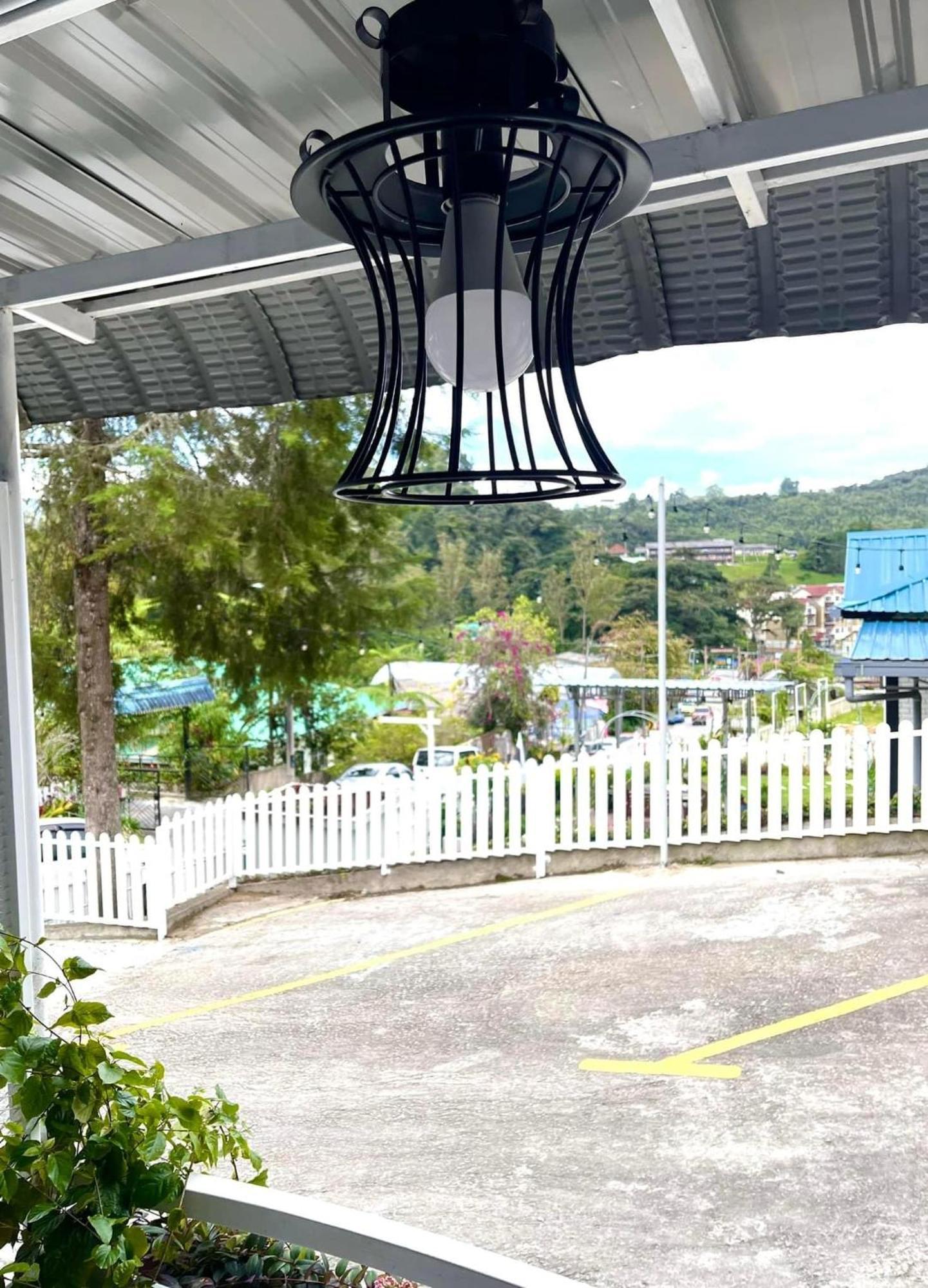 Blue Cabins By Pfordten Cottage Cameron Highlands Kültér fotó