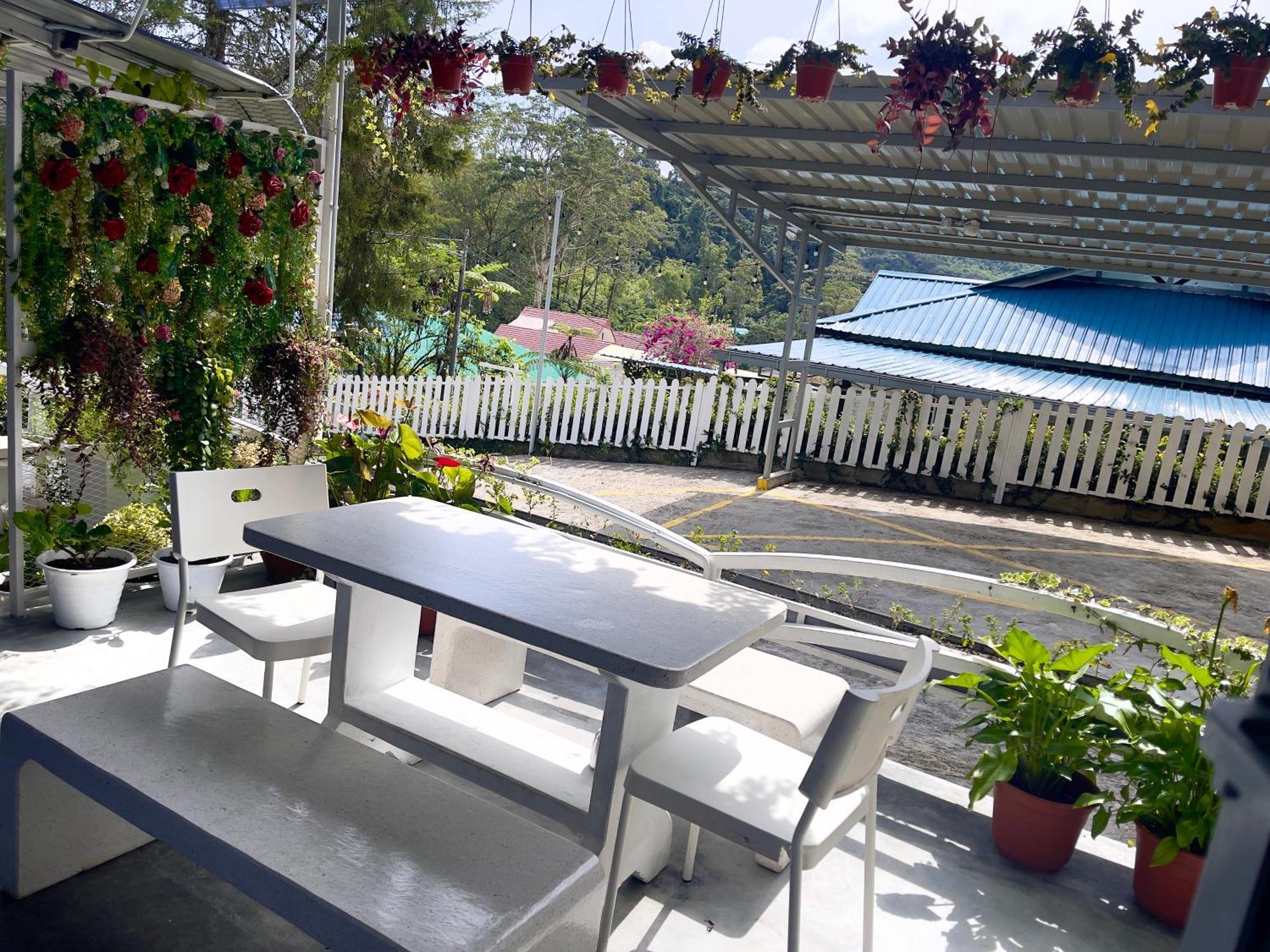 Blue Cabins By Pfordten Cottage Cameron Highlands Kültér fotó