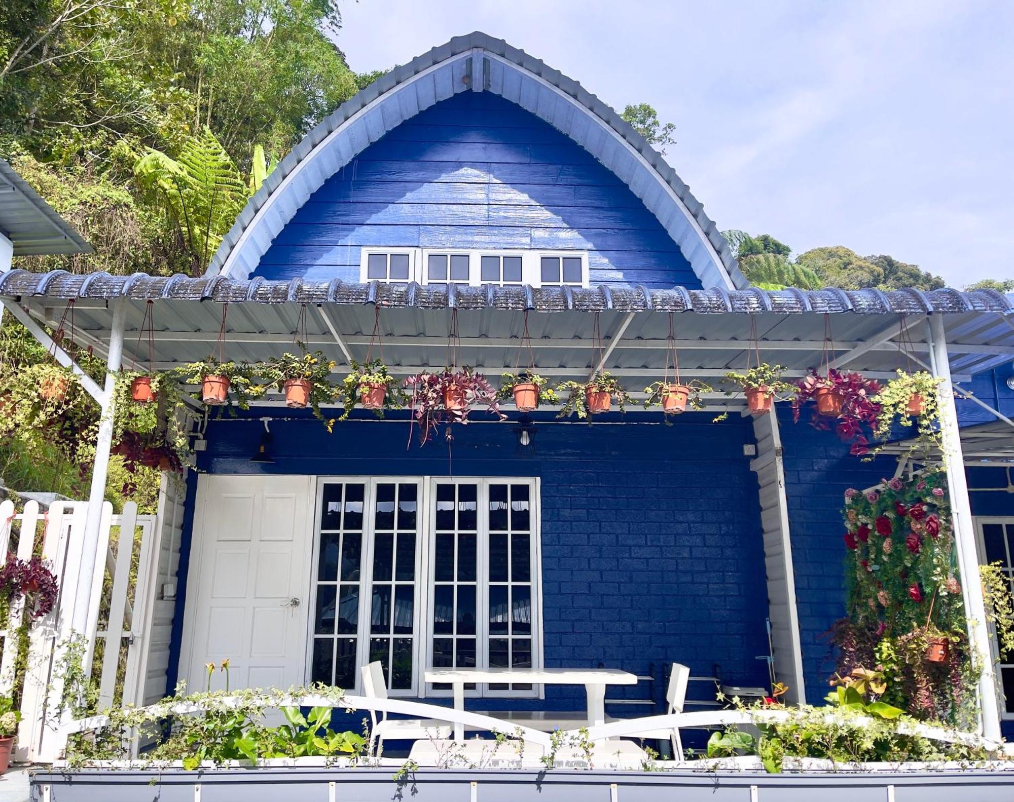Blue Cabins By Pfordten Cottage Cameron Highlands Kültér fotó